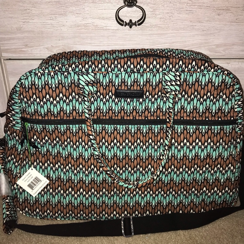 VERA BRADLEY duffel bag BRAND NEW!!